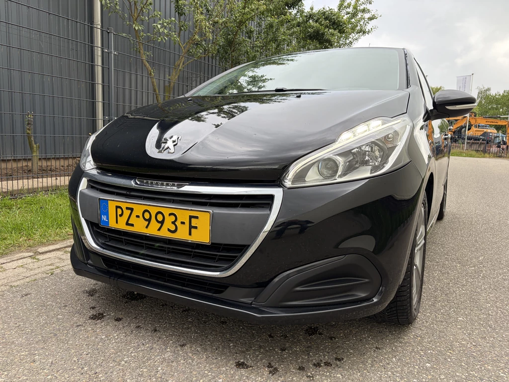 Peugeot 208 – foto 3