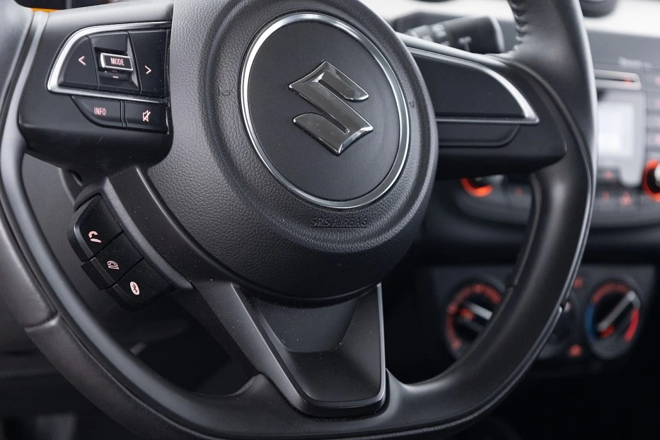 Suzuki Swift – foto 13