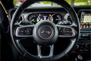 Jeep Wrangler – thumbnail 13