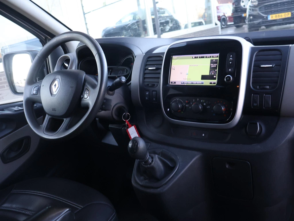 Renault Trafic – foto 16