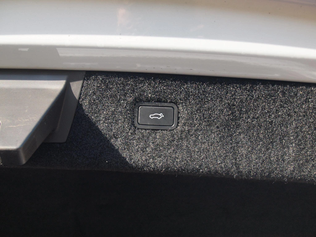 Polestar 4 – foto 33