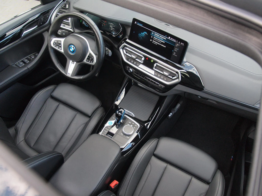 BMW iX3 – foto 11