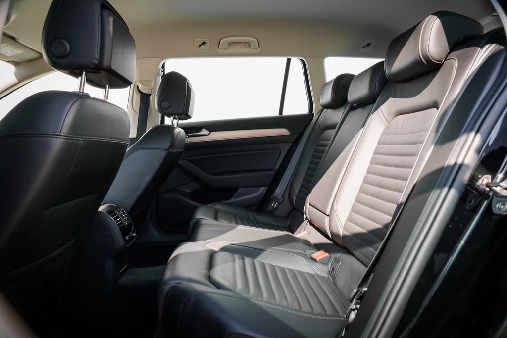 Volkswagen Passat – foto 20
