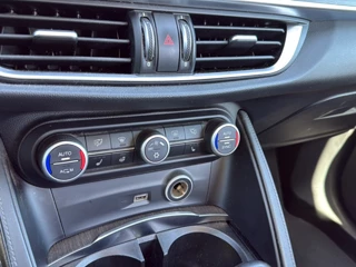 Alfa Romeo Stelvio – thumbnail 13
