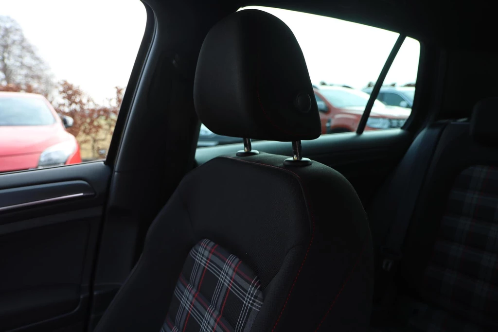 Volkswagen Golf – foto 82