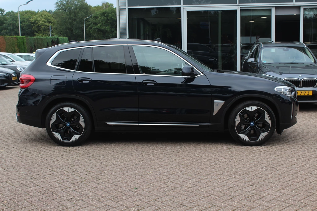 BMW iX3 – foto 5