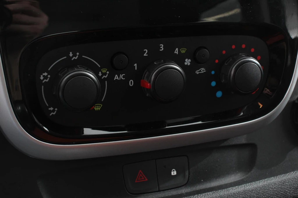 Renault Trafic – foto 21