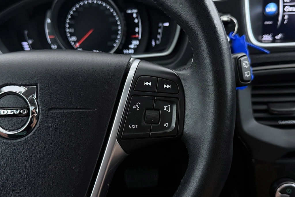 Volvo V40 – foto 32