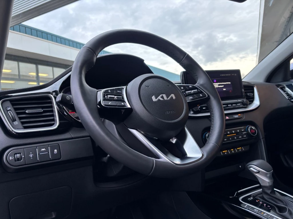 Kia Ceed – foto 11