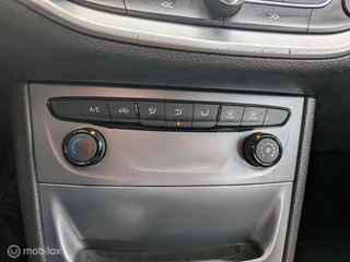 Opel Astra – thumbnail 13