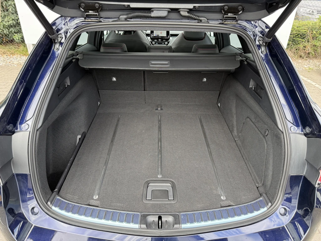 Toyota Corolla Touring Sports – foto 30