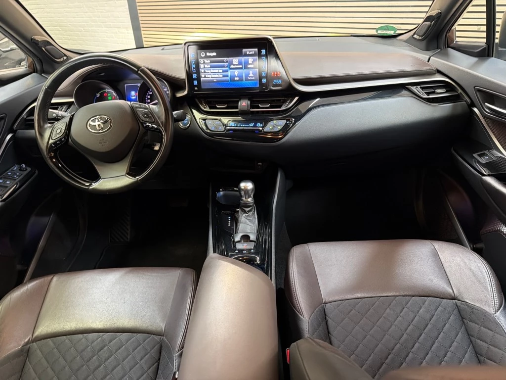 Toyota C-HR – foto 13