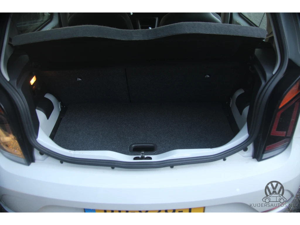 Volkswagen up! – foto 11