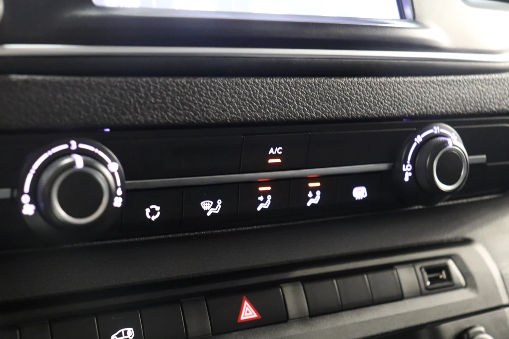 Opel Vivaro – foto 12