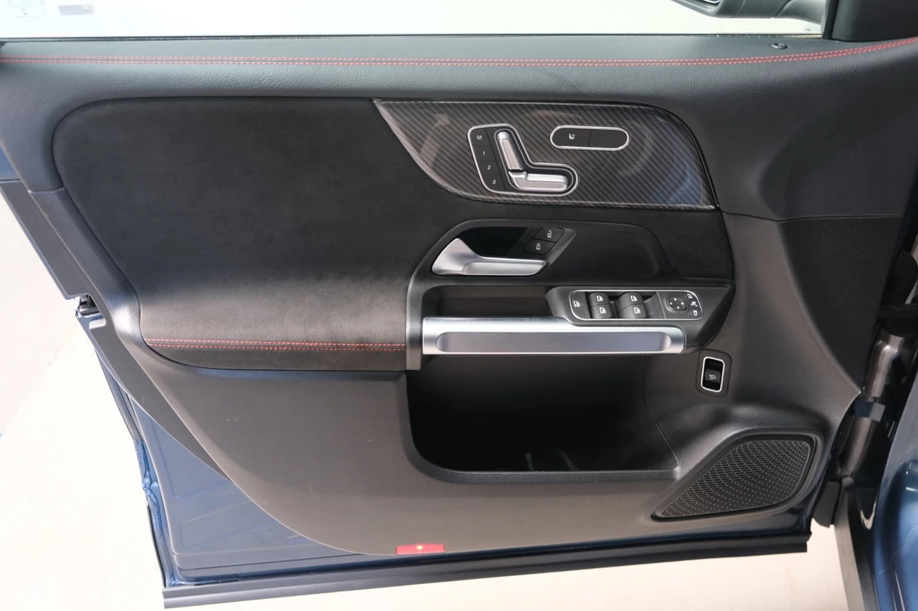 Mercedes-Benz GLB – foto 14