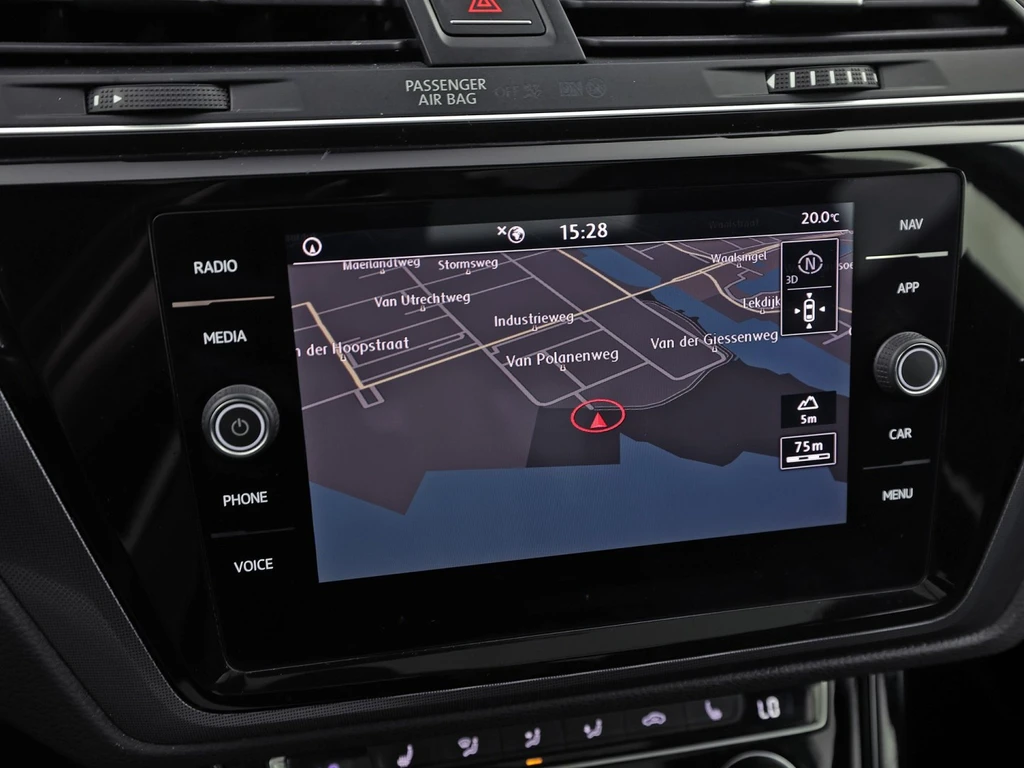 Volkswagen Touran – foto 13