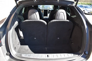 Tesla Model X – thumbnail 17