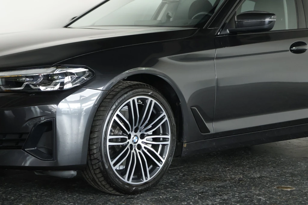 BMW 5 Serie – foto 39