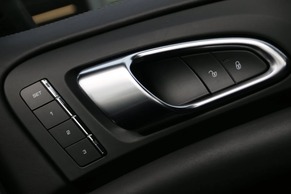 Porsche Cayenne – foto 19