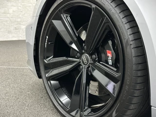 Audi RS4 – thumbnail 26