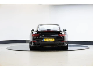 Porsche 911 – thumbnail 4