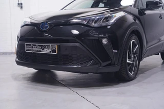Toyota C-HR – thumbnail 2