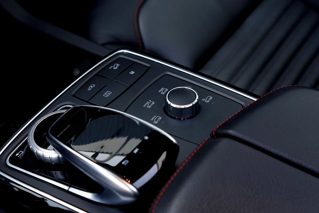 Mercedes-Benz GLE – foto 35