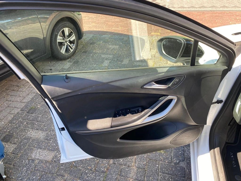 Opel Astra – foto 10
