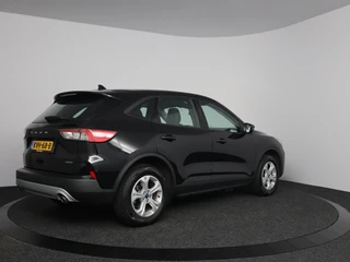 Ford Kuga – thumbnail 6