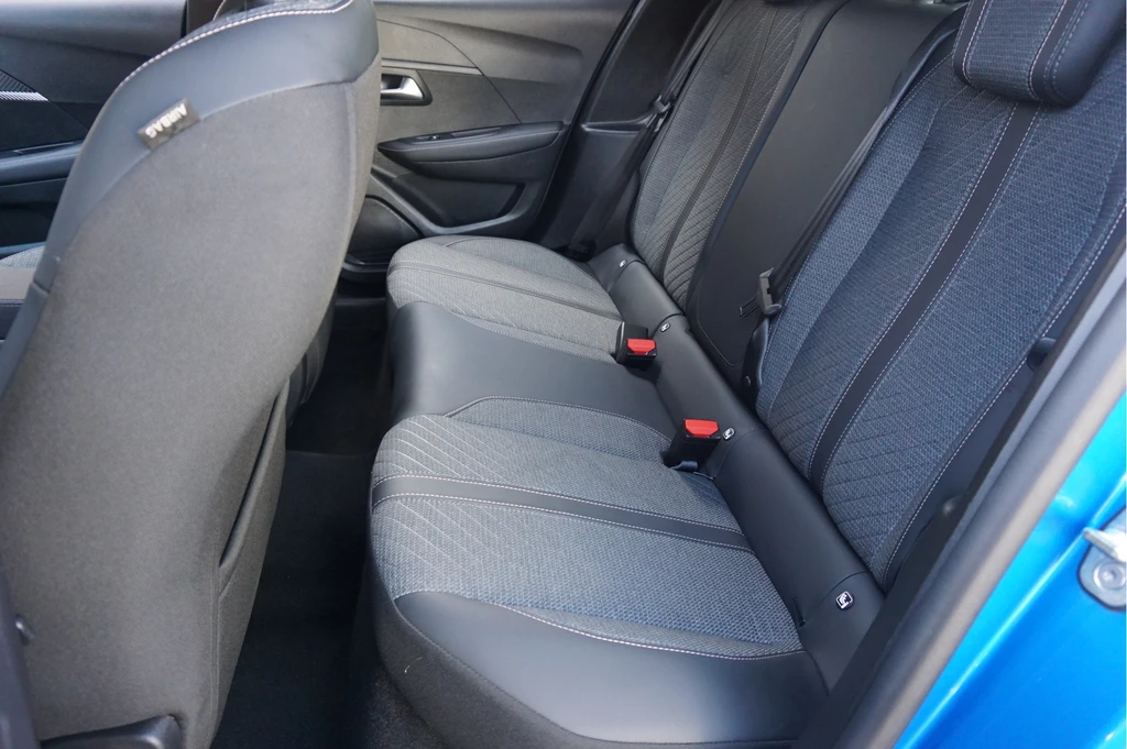 Peugeot 208 – foto 22