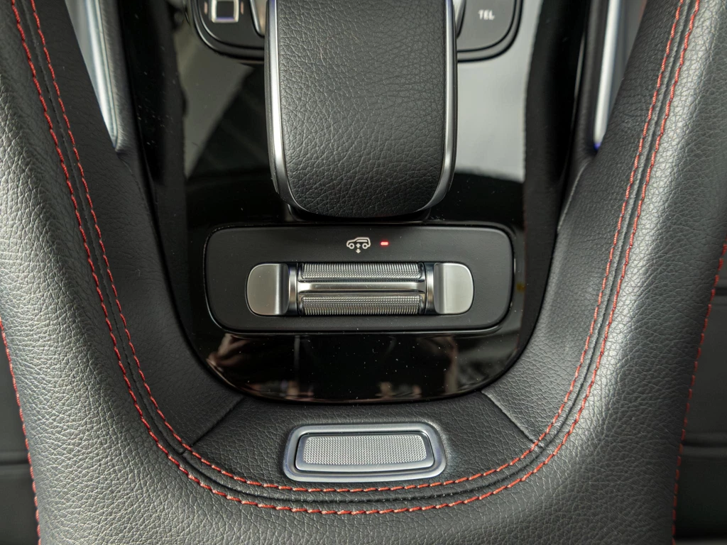 Mercedes-Benz GLE – foto 33