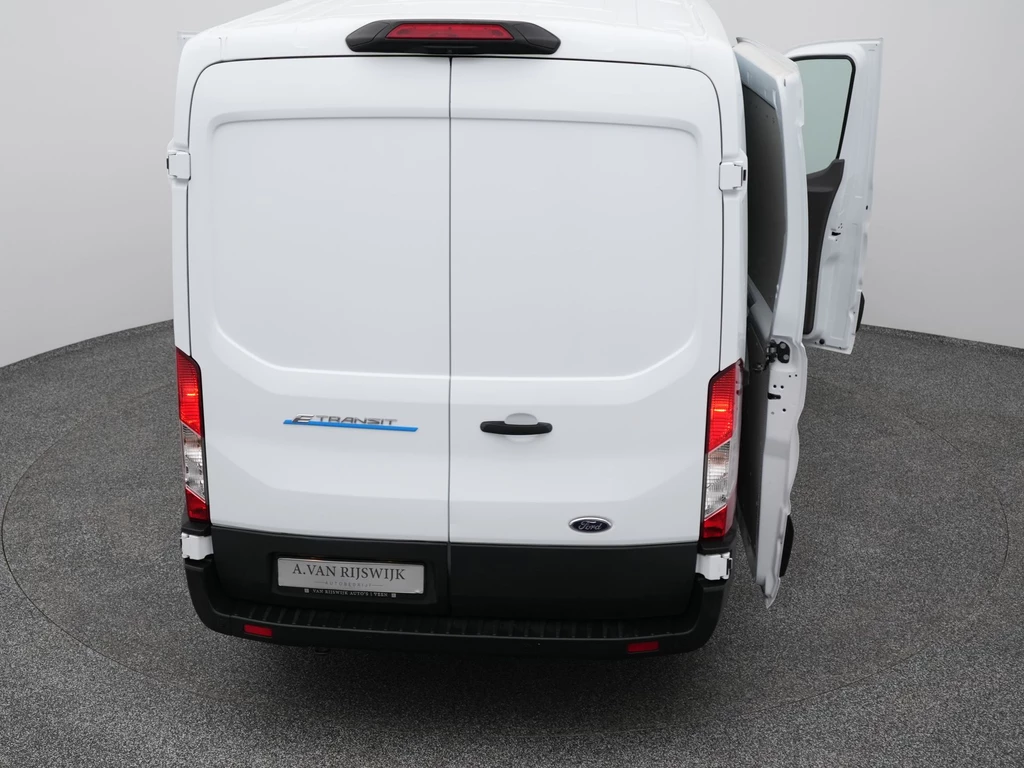 Ford E-Transit – foto 36