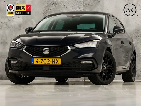SEAT Leon 1.0 eTSI Intense Sport Automaat (NAP, VIRTUAL COCKPIT, APPLE CARPLAY, GROOT NAVI, CAMERA, SPORTSTOELEN, KEYLESS, ADAPTIVE CRUISE, NIEUWSTAAT)