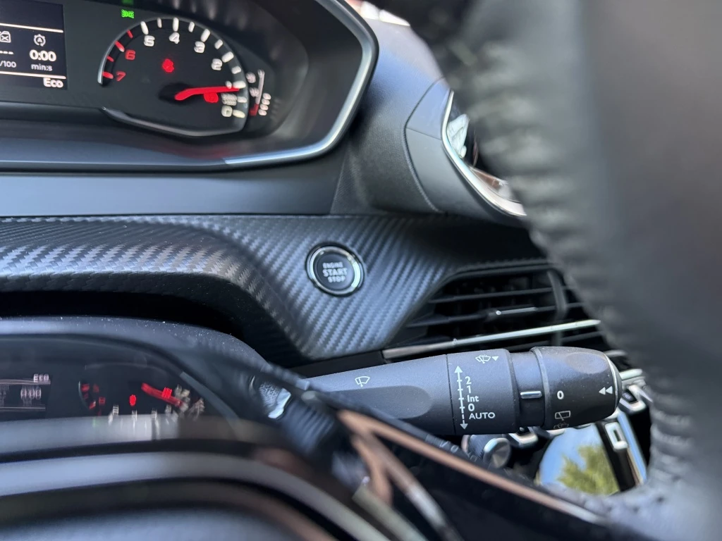 Peugeot 208 – foto 35