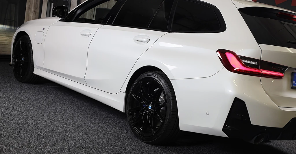 BMW 3 Serie – foto 8
