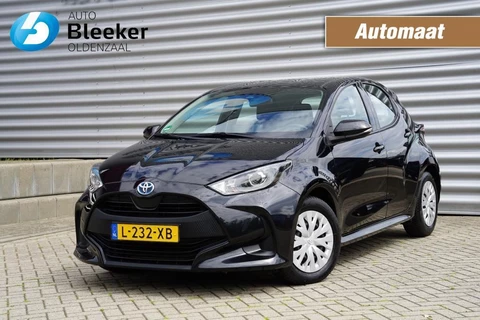 Toyota Yaris 1.5 Hybrid Active Aut. Ecc Cruise Carplay Camera BT NL-auto!