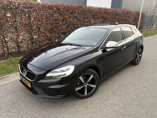 Volvo V40 – thumbnail 2