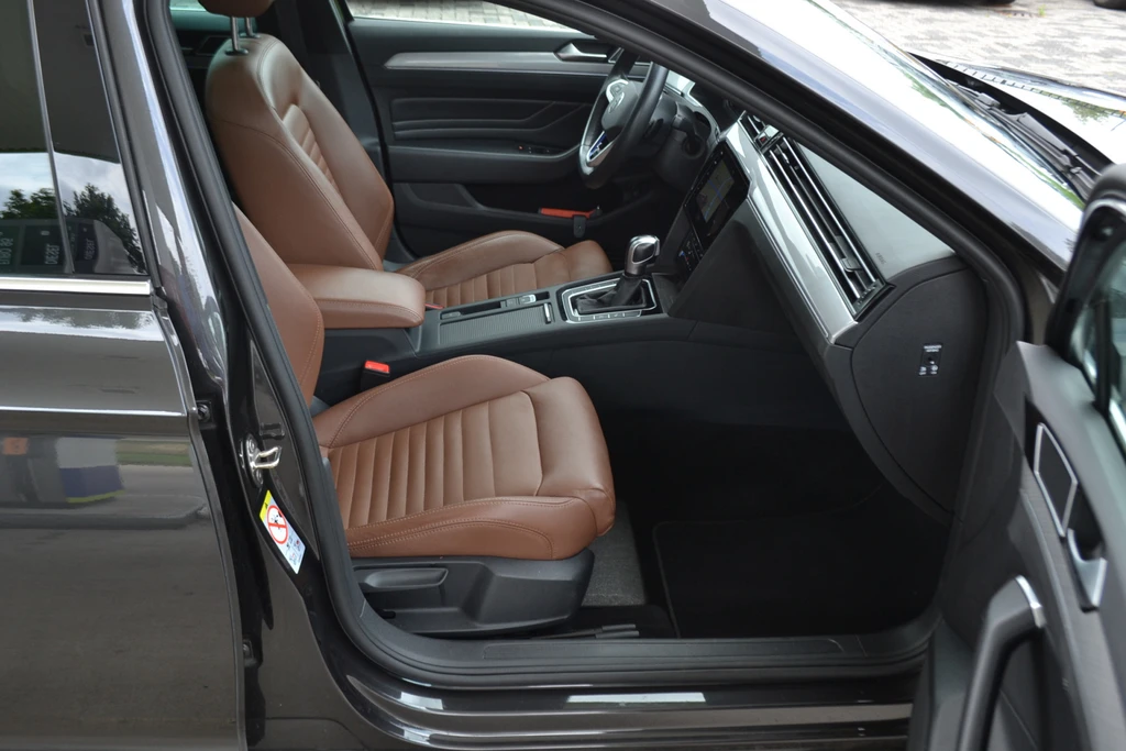Volkswagen Passat – foto 16