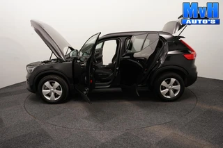 Volvo XC40 – thumbnail 4