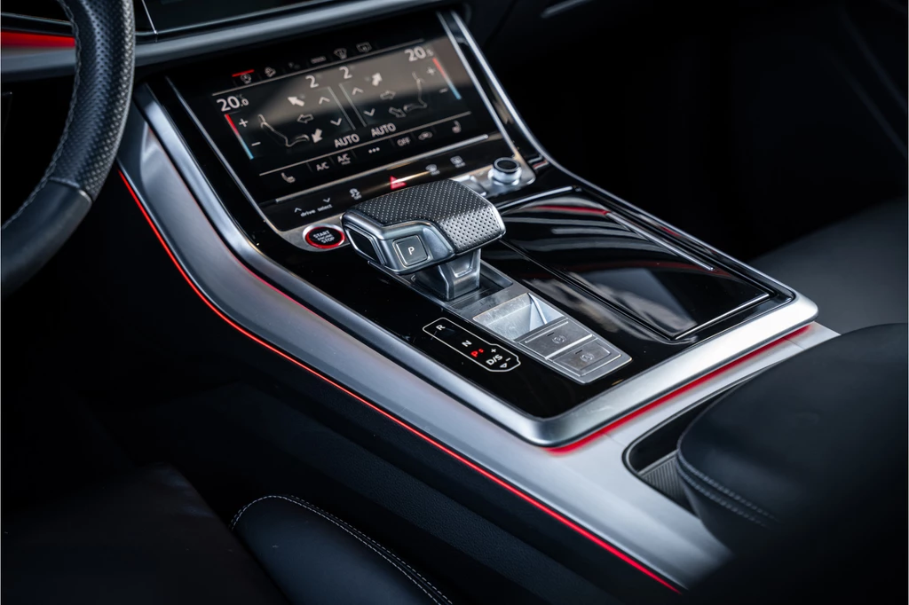 Audi SQ8 – foto 28