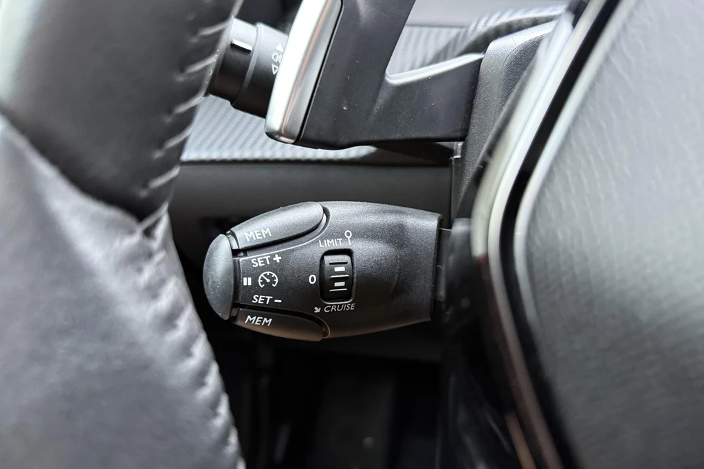 Peugeot 208 – foto 21