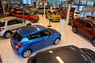 Suzuki Swace – thumbnail 8
