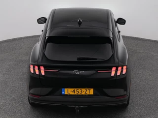 Ford Mustang Mach-E – thumbnail 9