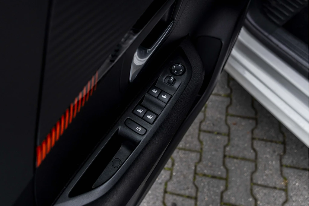 Peugeot 208 – foto 23