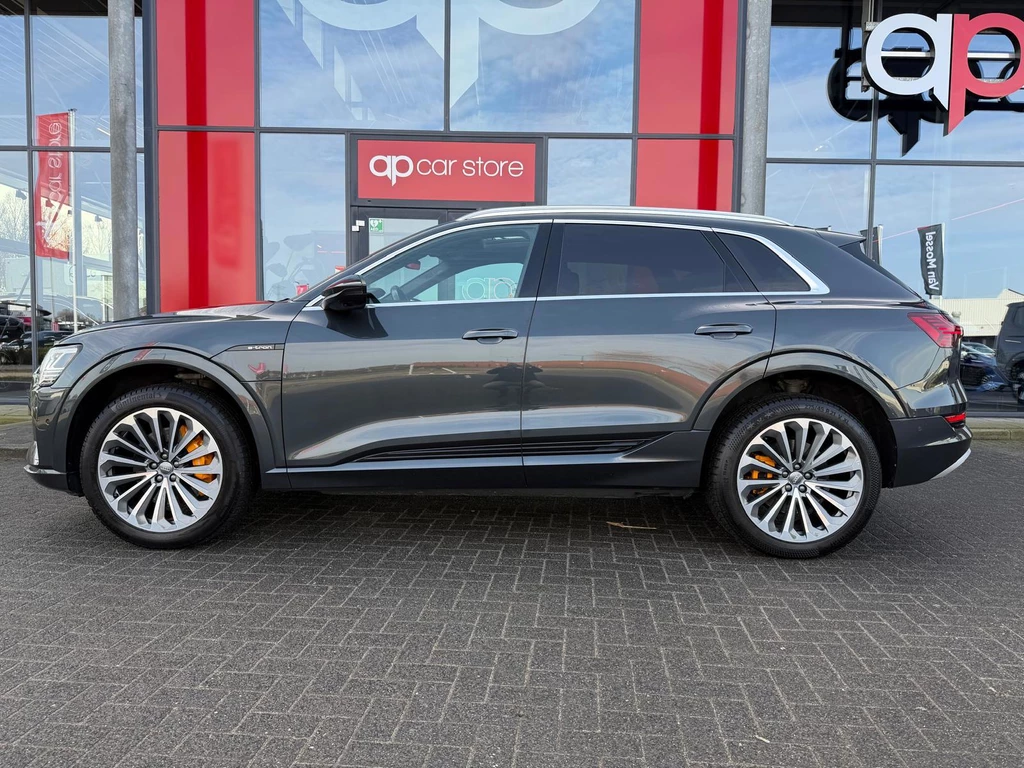 Audi e-tron – foto 2