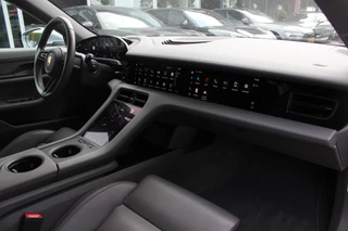 Porsche Taycan – thumbnail 16