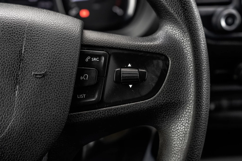 Opel Vivaro – foto 15