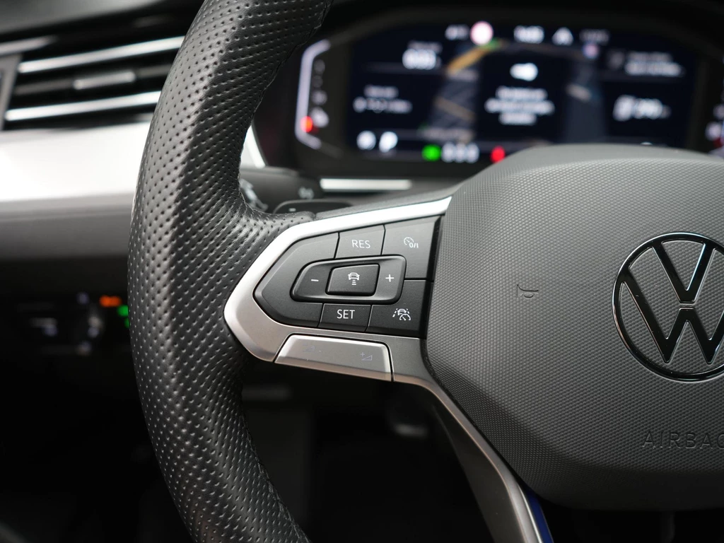 Volkswagen Passat – foto 18