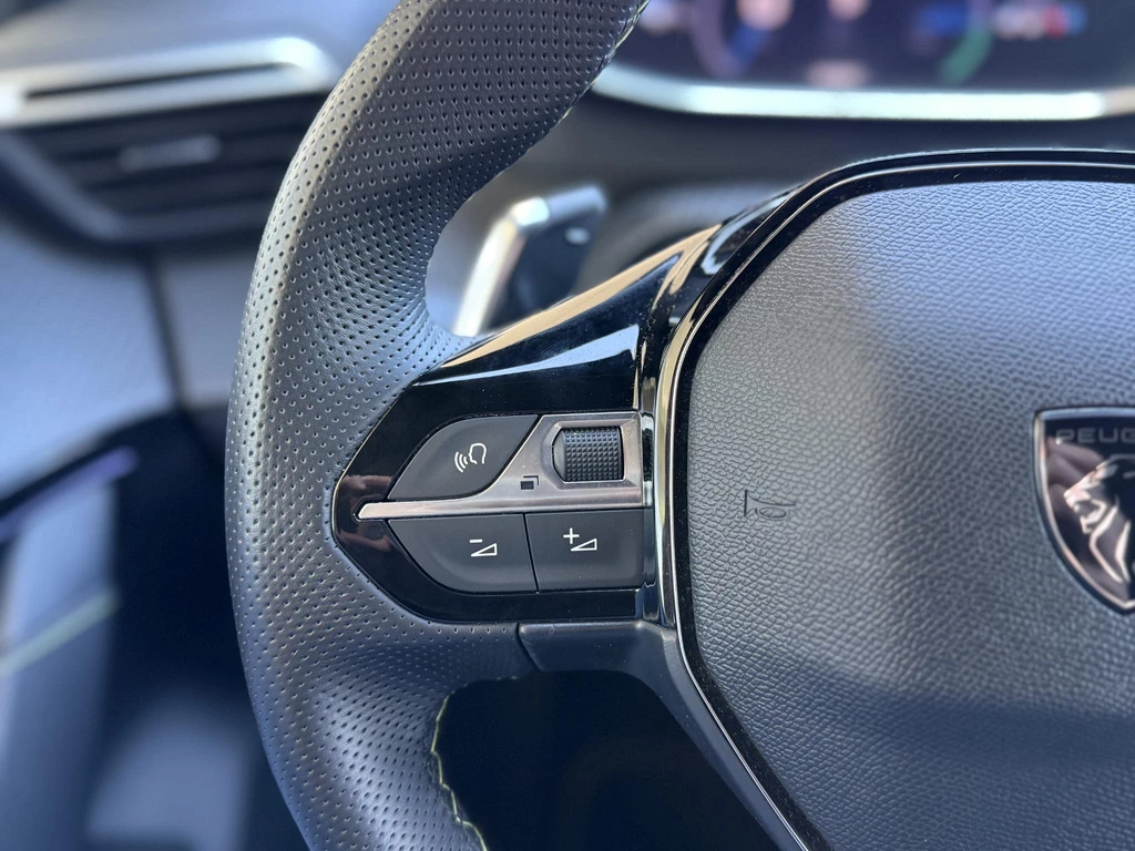 Peugeot 208 – foto 17