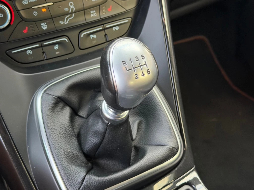 Ford Kuga – foto 15
